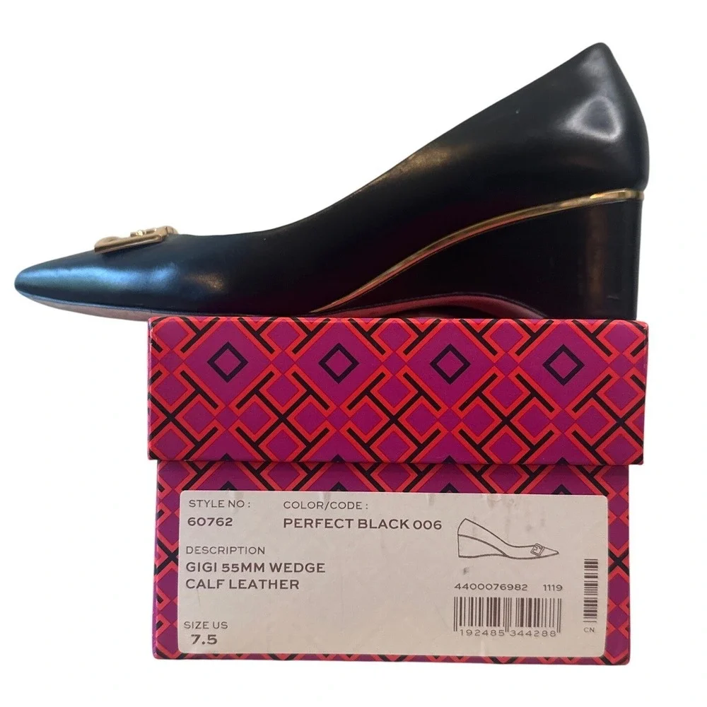 Tory Burch Gigi 55mm Wedge Pumps Black Leather Gold Logo Size 7.5